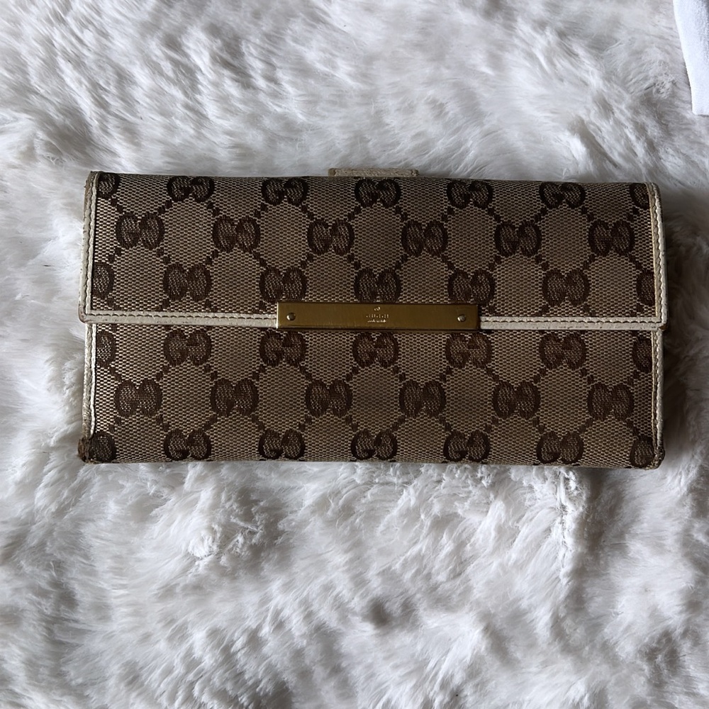 GUCCI LONG WALLET